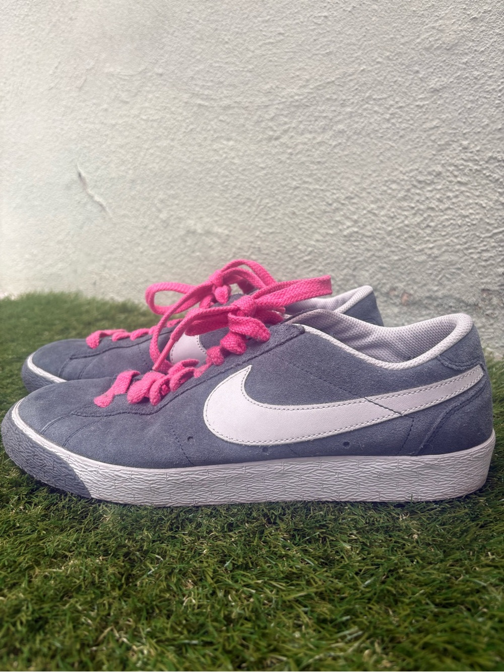 Nike Blazer Low Gray Suede Sneakers with Pink Laces